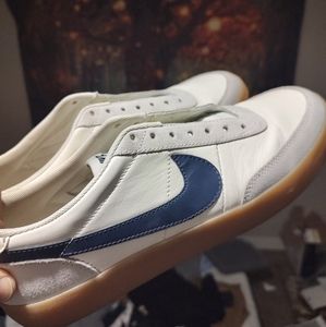 Nike 10 half. Worn maybe 3 times